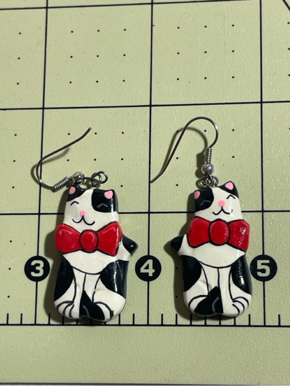 Cow Kitty Cat Pierced Earrings With Red Bow Black White Pink Nose Ears  1 1/4"